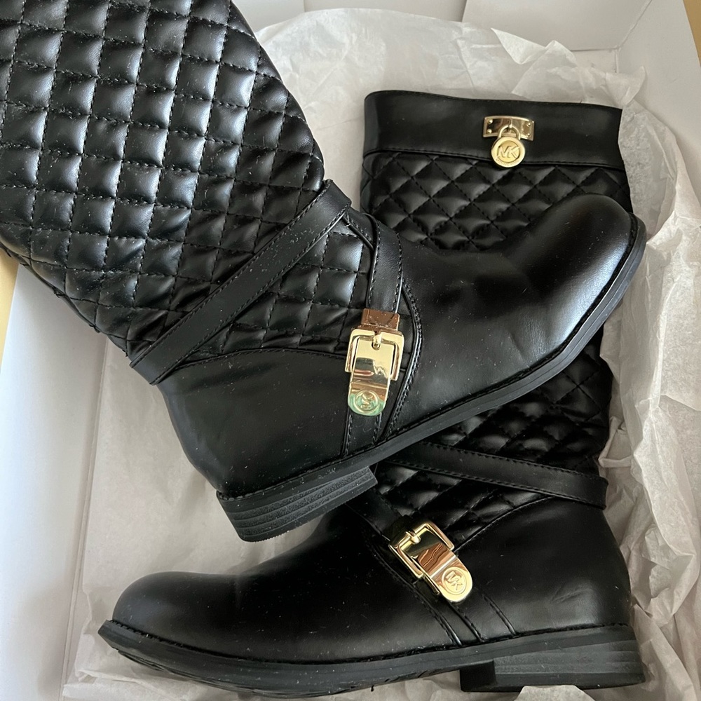 Michael Kors girls black boots size 3. Like new.